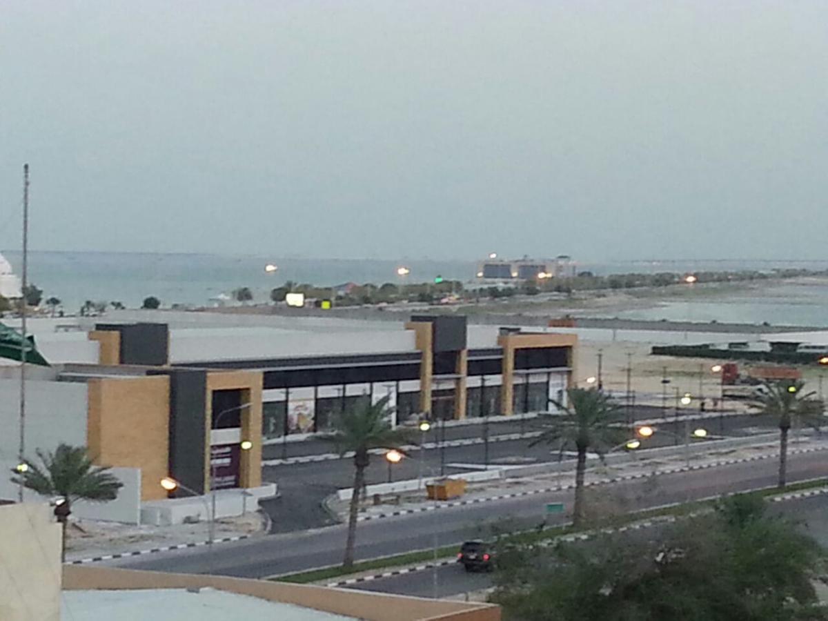 Loaloat Al Bahar Hotel Ал Хубар Екстериор снимка